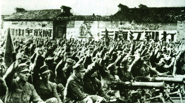 三浦战役前夕，中国人民解放军第三十五军在江浦城北举行誓师大会。.jpg