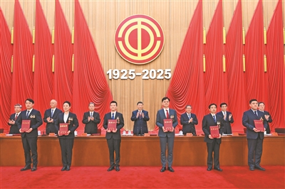 1745889729403207.jpg 2.jpg